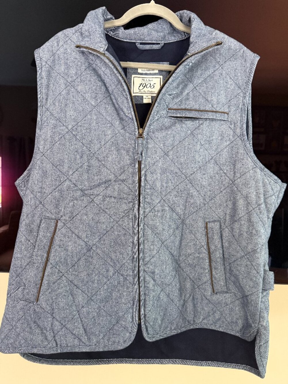 Jos A Bank 1905 Tailored Fit Vest Jacket Mens XL Navy Blue Quilted Fleece Lined
